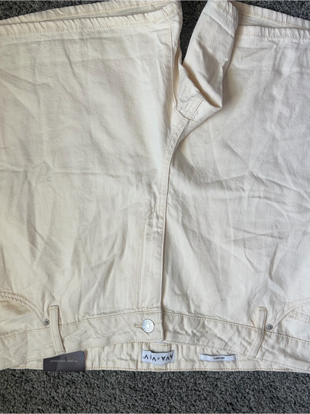 Ava & Viv Cream Relaxed Jean shorts